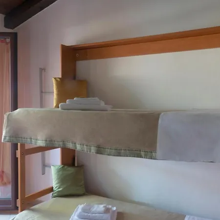Welcomely - S'olia-l'olivo Apartman